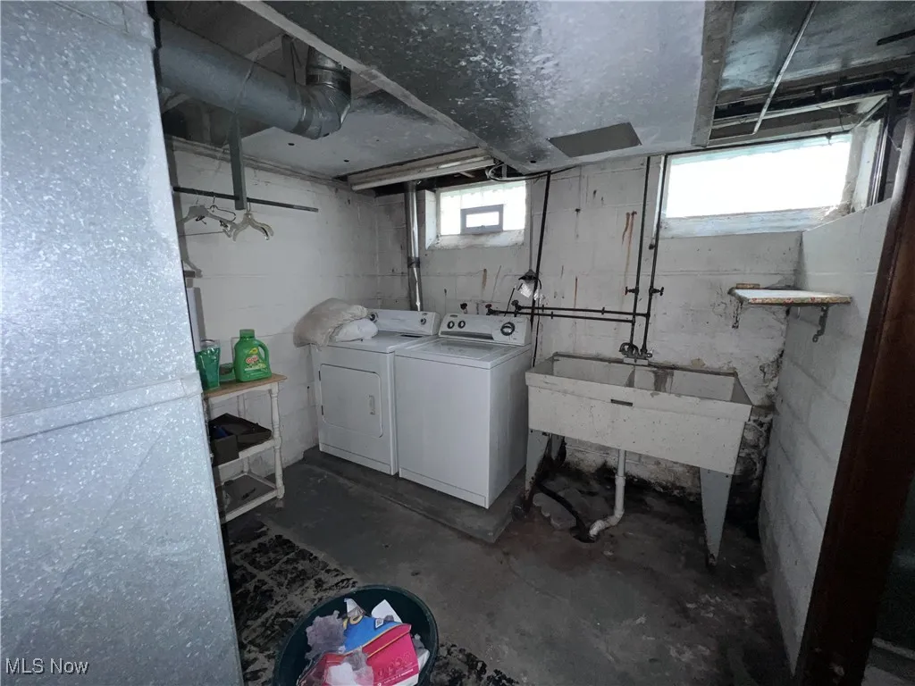 Basement featuring separate washer and dryer