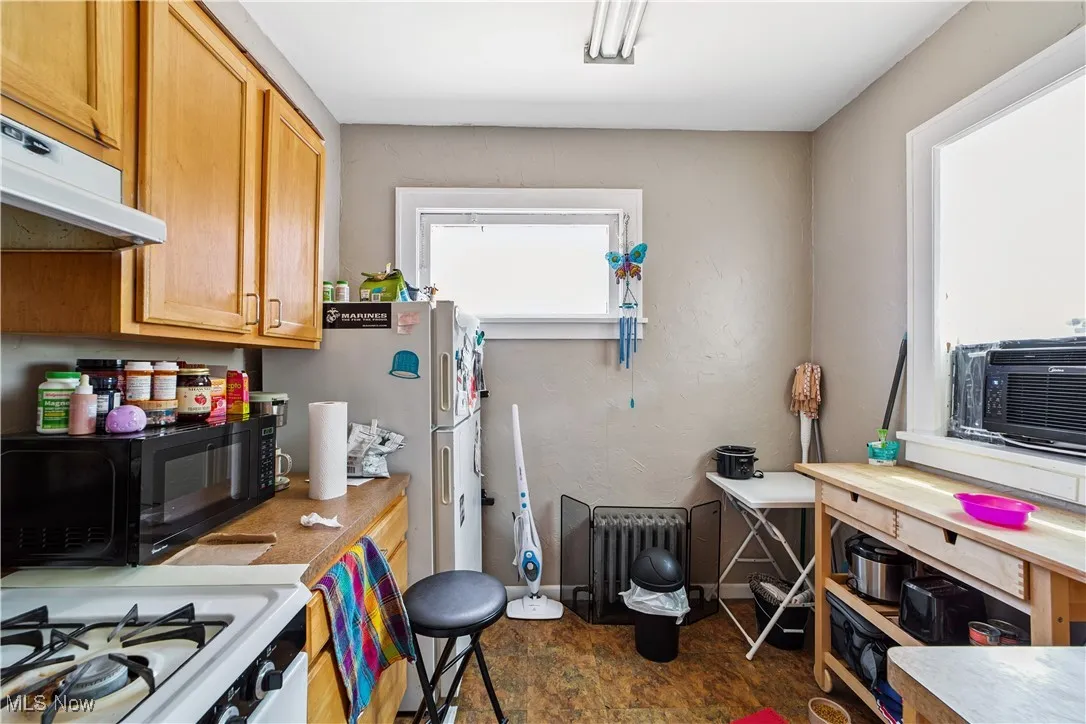 608 E 185th Street, Cleveland, Ohio,MLS Now Listing ID