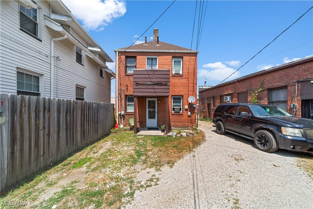 608 E 185th Street, Cleveland, Ohio,MLS Now Listing ID