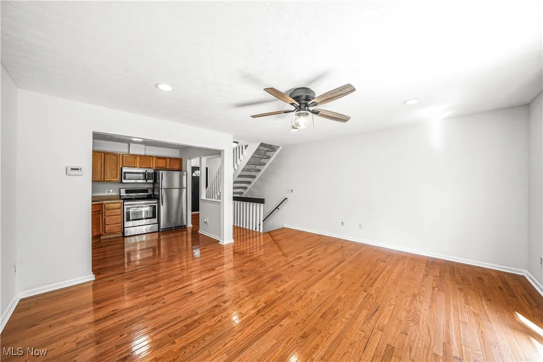 Spacious Greatroom, Hardwood Floors Open to Kitchen