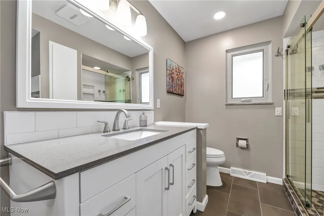6982 Middlebrook Boulevard, Middleburg Heights, Ohio,MLS Now Listing ID