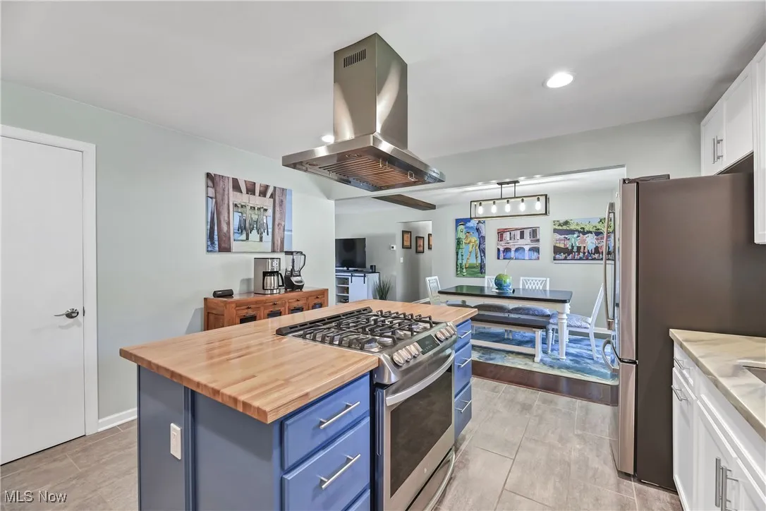 6982 Middlebrook Boulevard, Middleburg Heights, Ohio,MLS Now Listing ID
