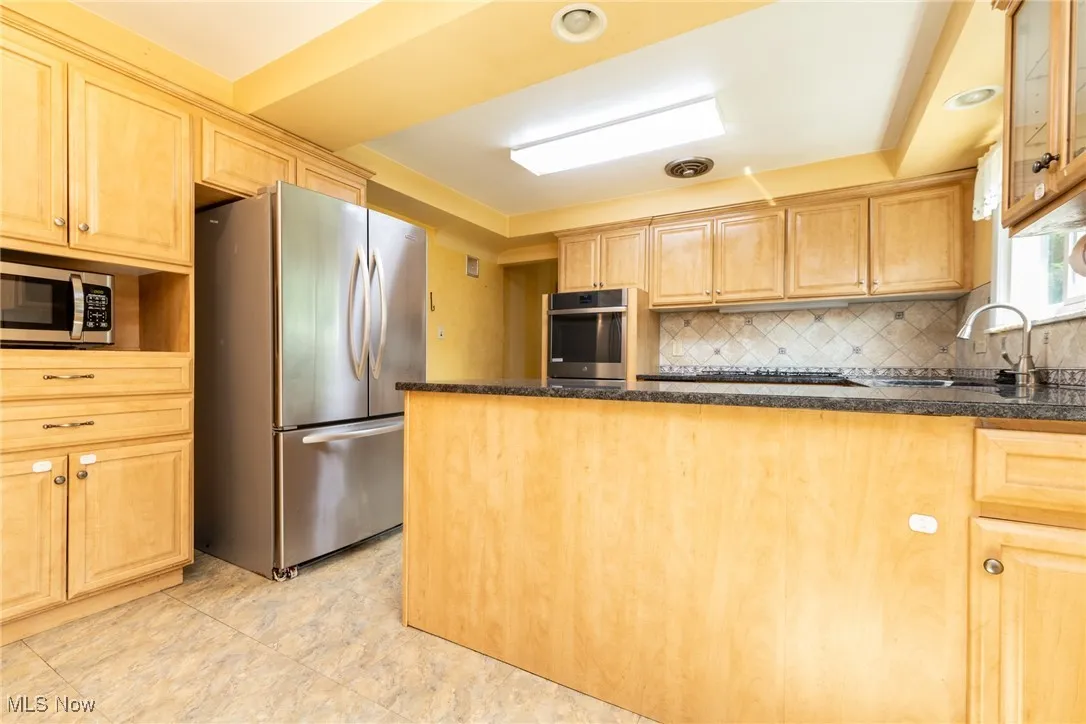 2465 S Belvoir Boulevard, University Heights, Ohio 44118,MLS Now Listing ID