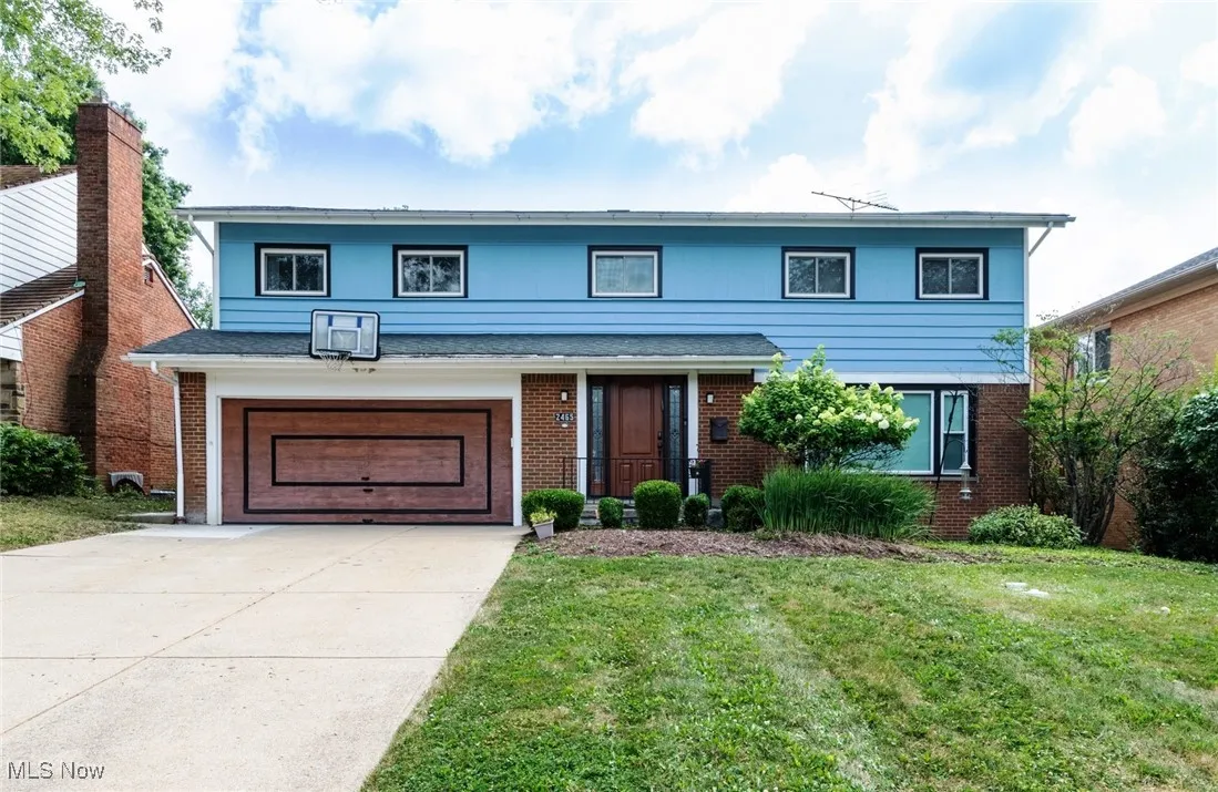 2465 S Belvoir Boulevard, University Heights, Ohio 44118,MLS Now Listing ID