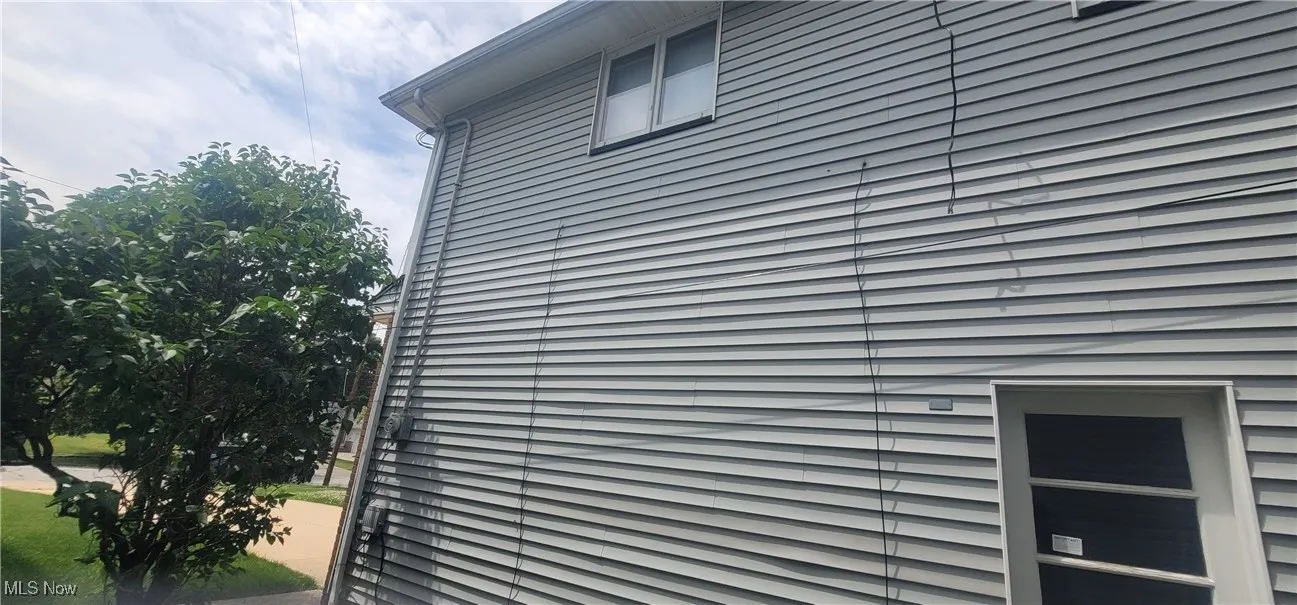 View of side of property