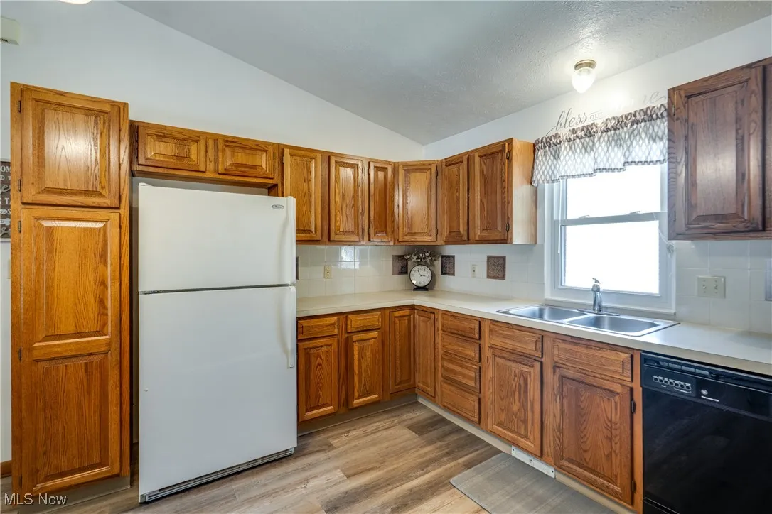 10101 Manoa Avenue, Brooklyn, Ohio,MLS Now Listing ID