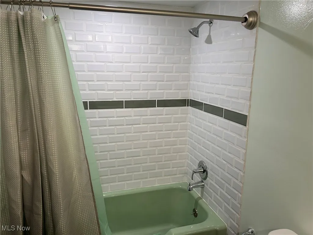 8963 Abbey Road, North Royalton, Ohio,MLS Now Listing ID