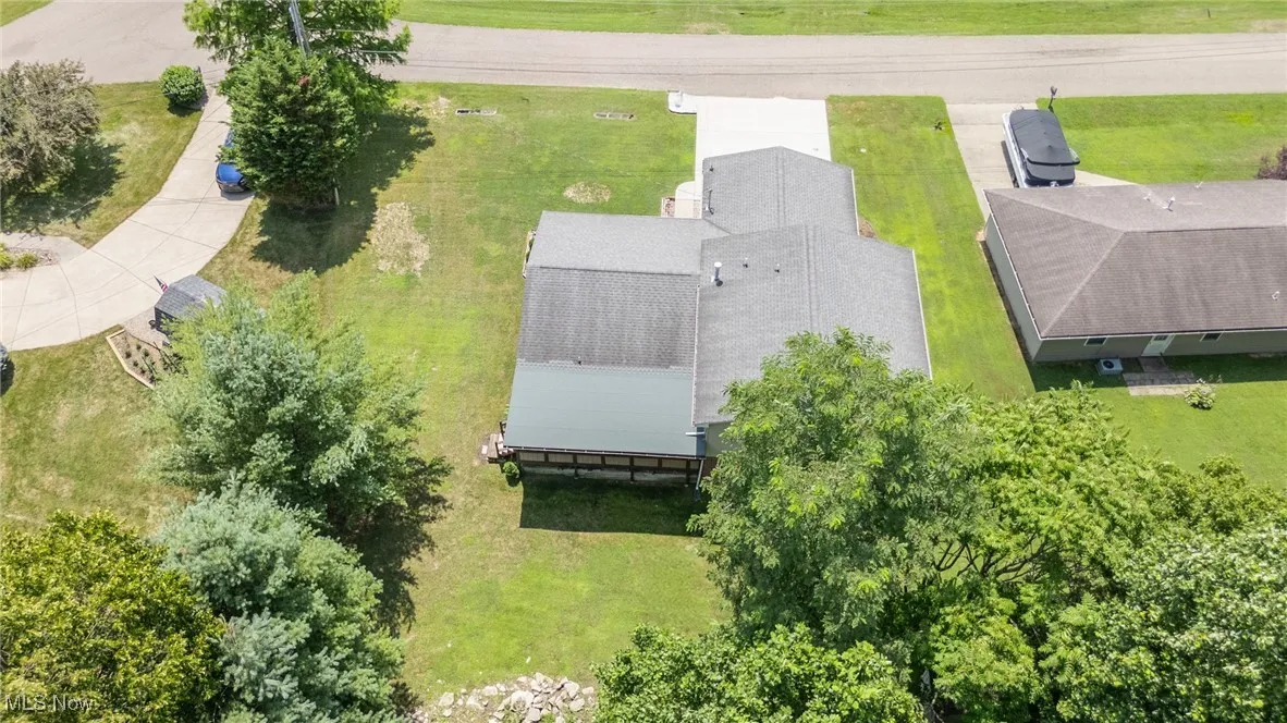 Aerial view of property and surrounding area