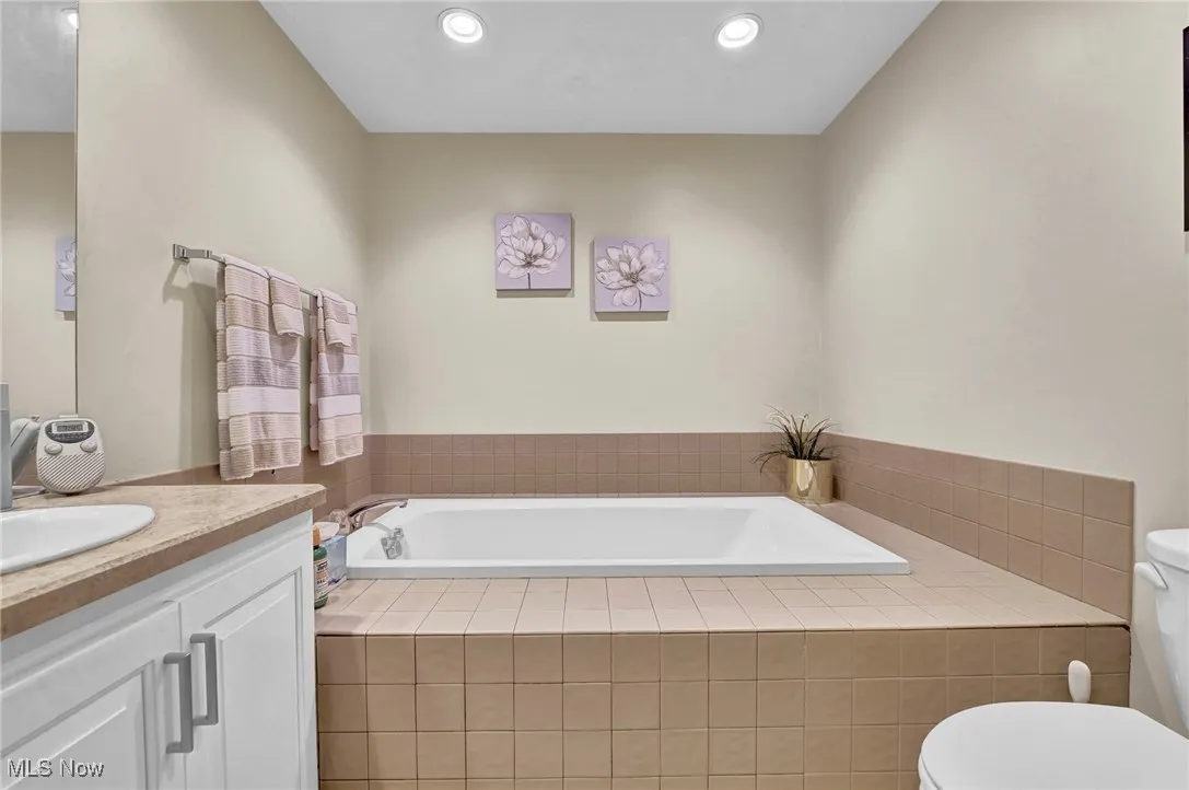 21490 Meadows Edge Lane, Strongsville, Ohio 44149,MLS Now Listing ID