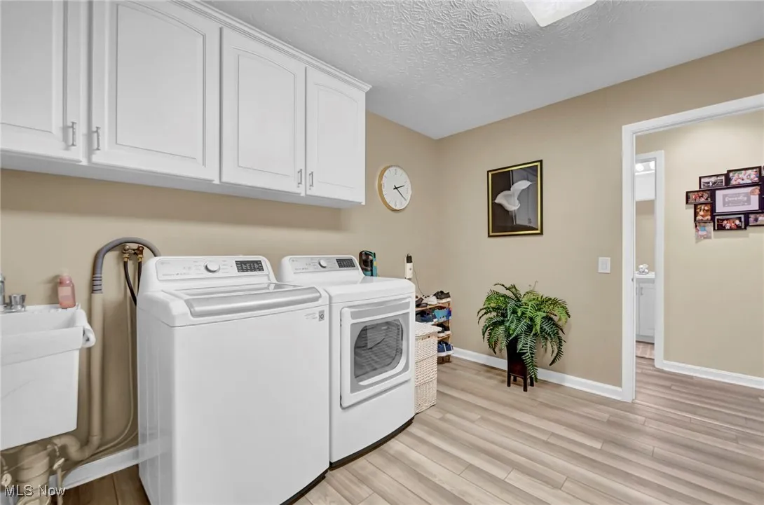 21490 Meadows Edge Lane, Strongsville, Ohio 44149,MLS Now Listing ID