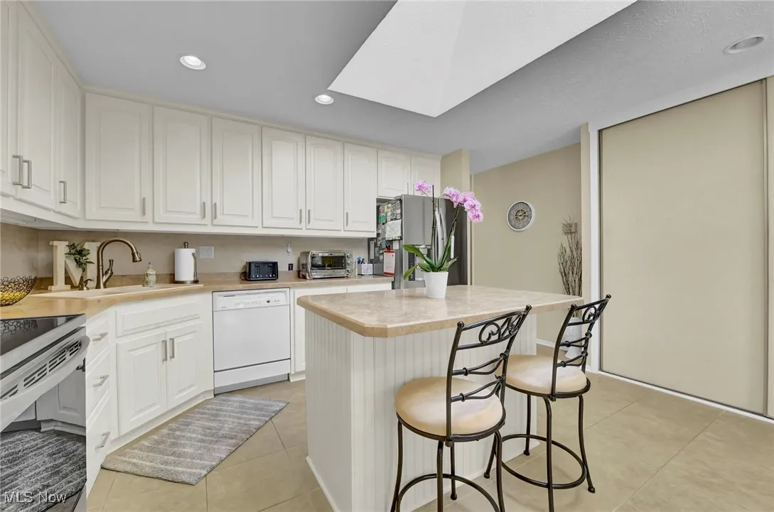 21490 Meadows Edge Lane, Strongsville, Ohio 44149,MLS Now Listing ID