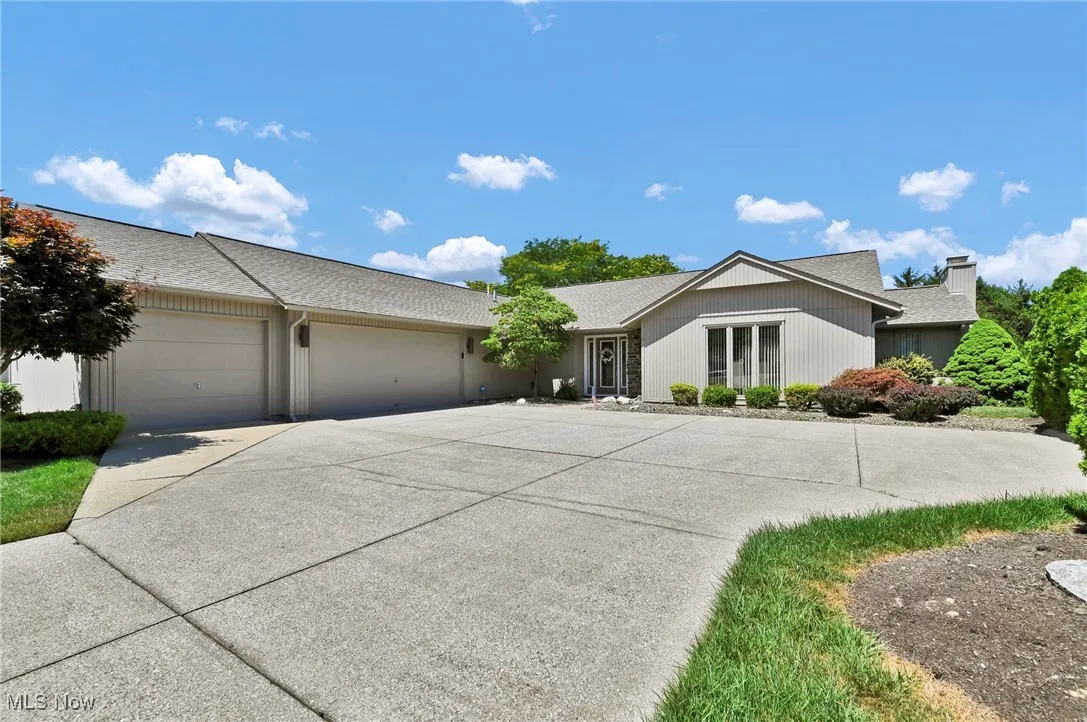 21490 Meadows Edge Lane, Strongsville, Ohio 44149,MLS Now Listing ID