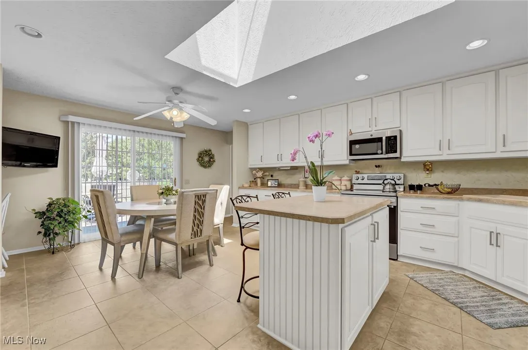 21490 Meadows Edge Lane, Strongsville, Ohio 44149,MLS Now Listing ID