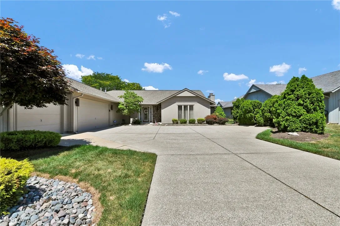 21490 Meadows Edge Lane, Strongsville, Ohio 44149,MLS Now Listing ID
