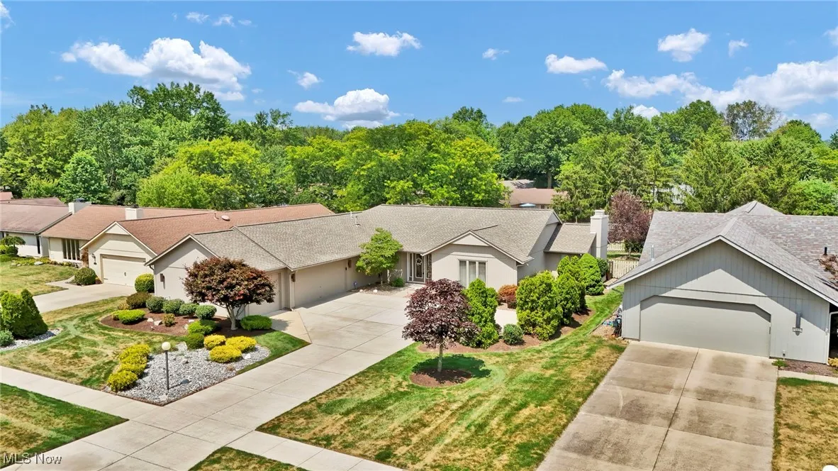 21490 Meadows Edge Lane, Strongsville, Ohio 44149,MLS Now Listing ID
