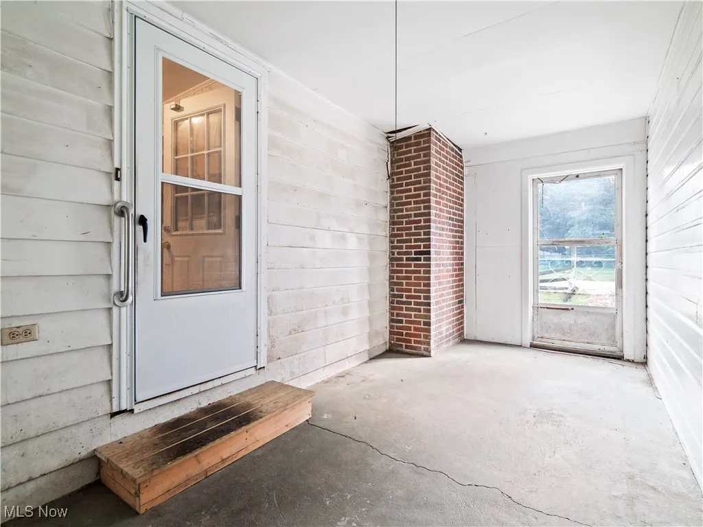 Breezeway between units