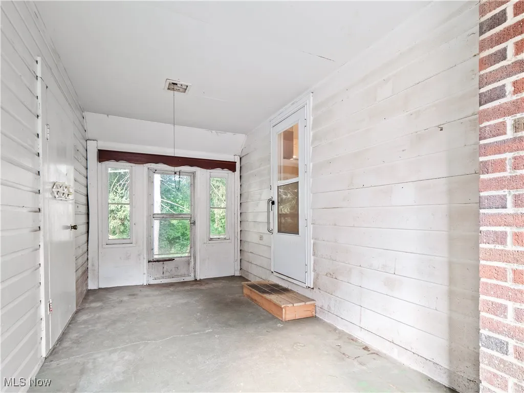 Breezeway between units