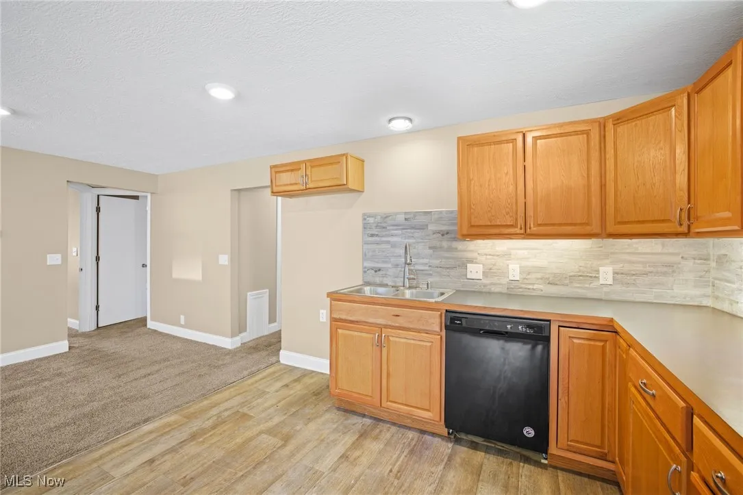 2525 44th Street, Canton, Ohio 44709,MLS Now Listing ID