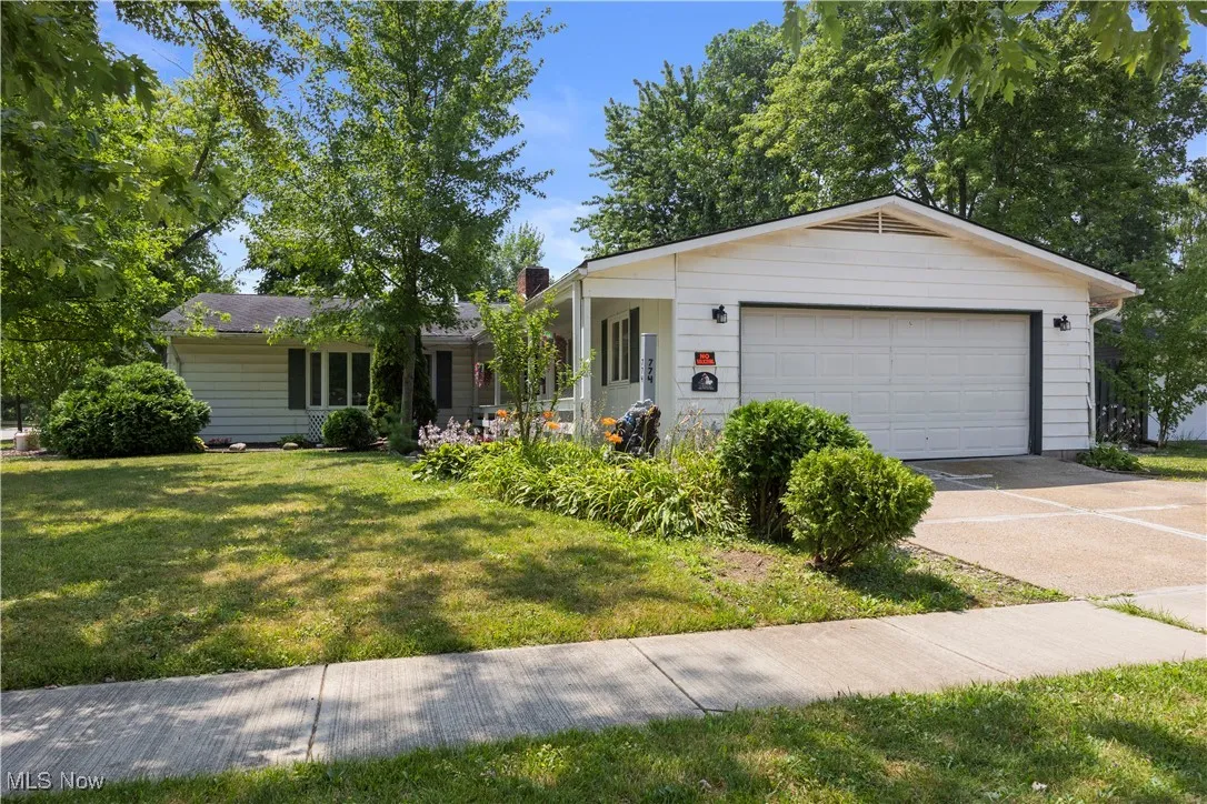 774 Bridle Lane, Berea, Ohio 44017,MLS Now Listing ID