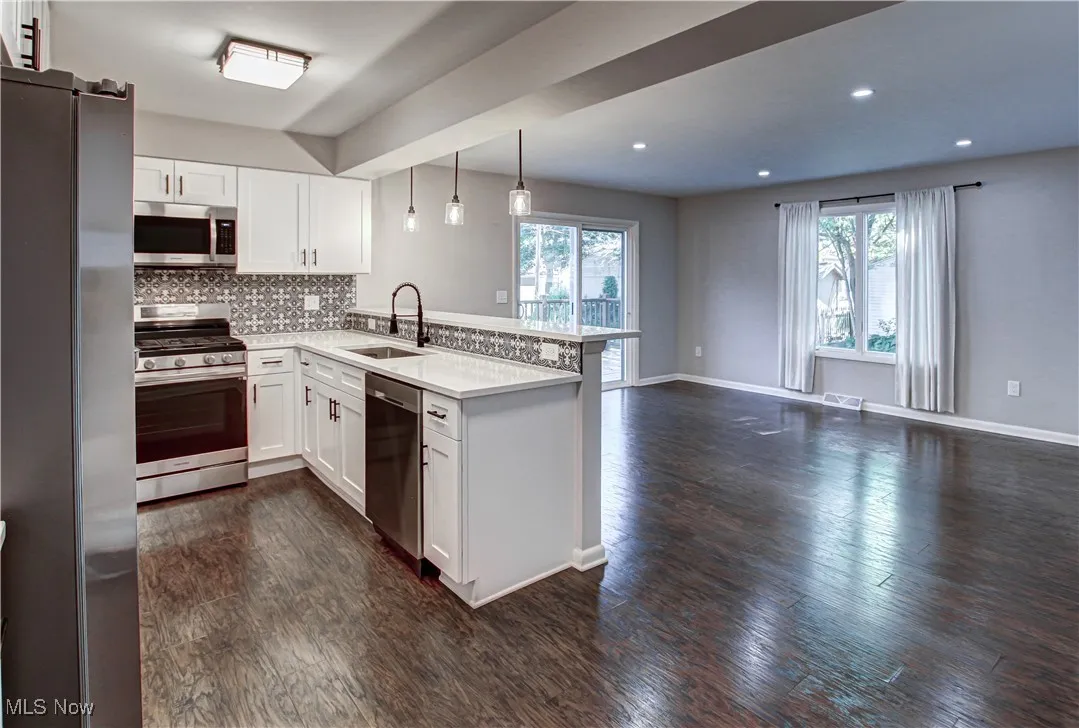 225 Berkshire Road, Avon Lake, Ohio,MLS Now Listing ID