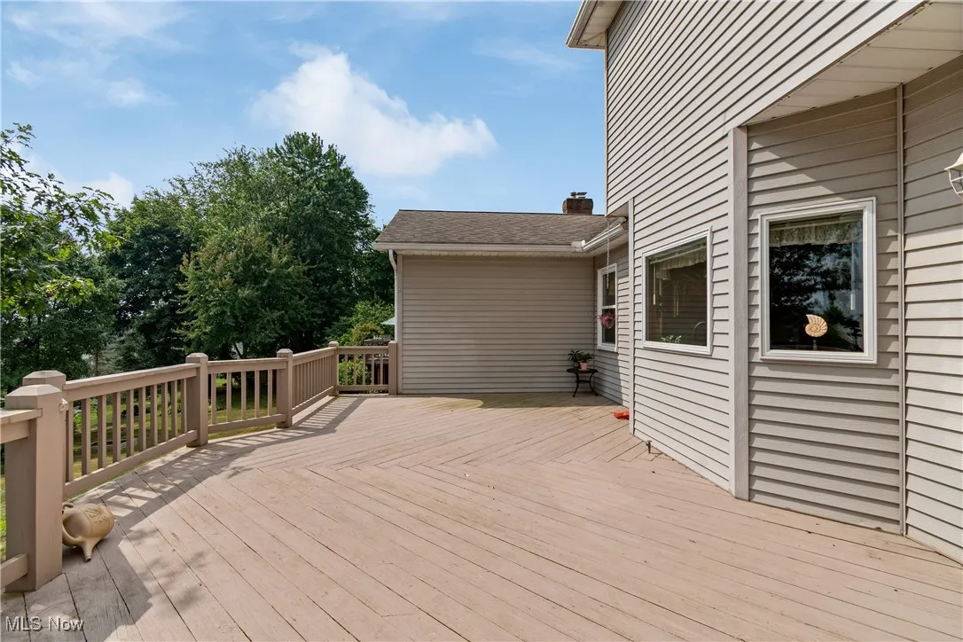 Large Deck off of Breakfast Area