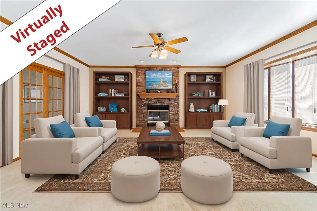 Family Room w/Gas Fireplace