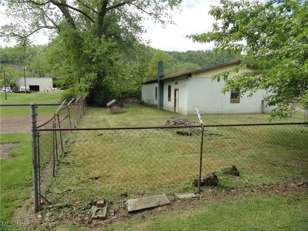 239 Taylor Street, New Cumberland, West Virginia,MLS Now Listing ID