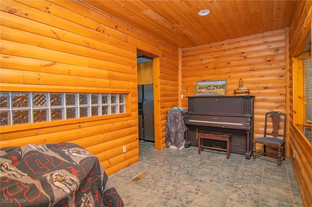 25819 Grant Moore Road, Quaker City, Ohio,MLS Now Listing ID