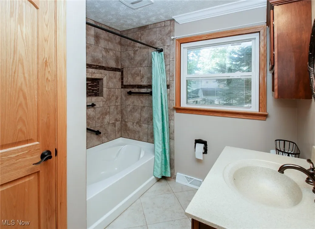1782 Brockton Drive, Austintown, Ohio,MLS Now Listing ID