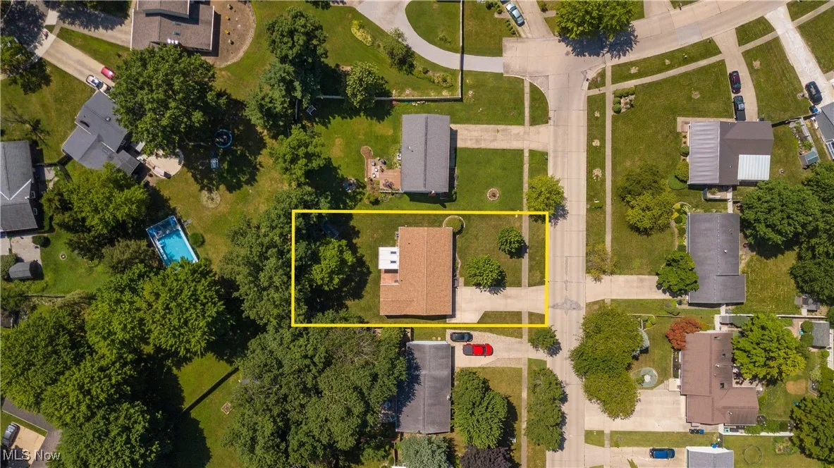 Aerial view of property's location with property parcel outlined