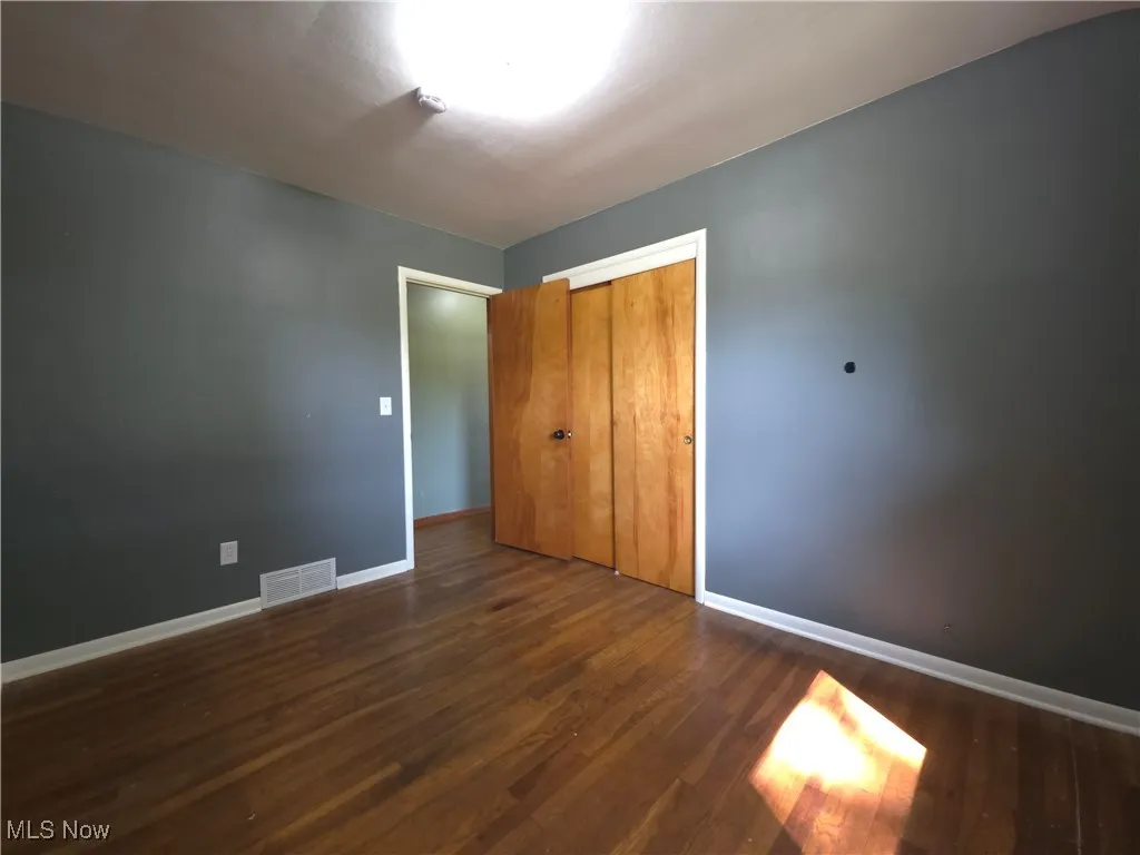 Front Middle Bedroom