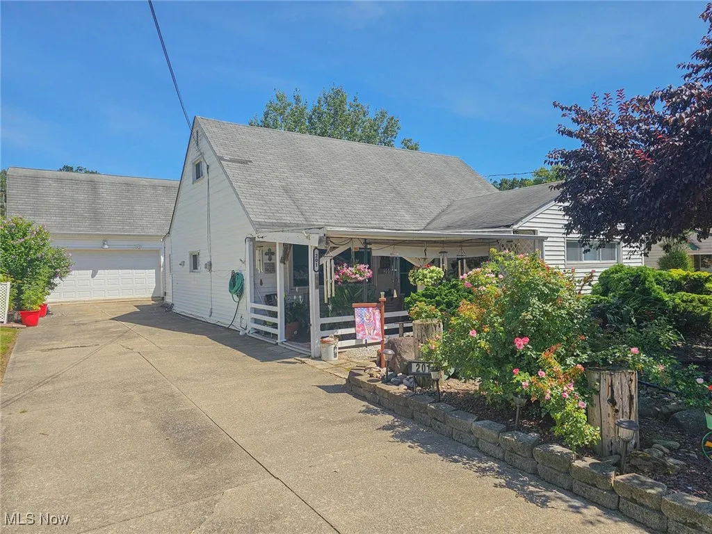 201 S Cleveland Avenue, Niles, Ohio,MLS Now Listing ID
