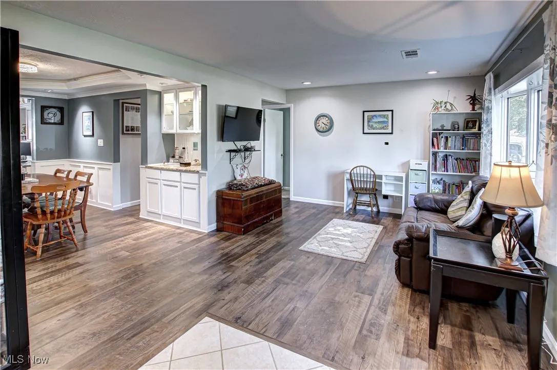 637 East Drive, Brunswick, Ohio,MLS Now Listing ID