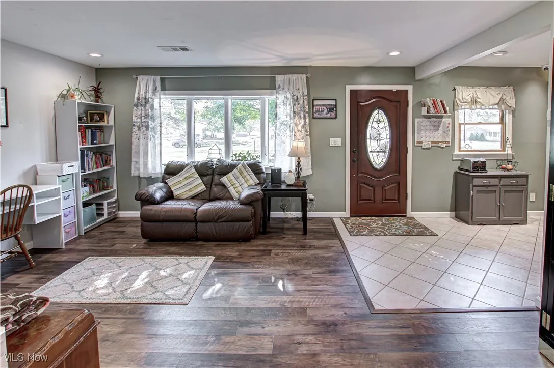 637 East Drive, Brunswick, Ohio,MLS Now Listing ID