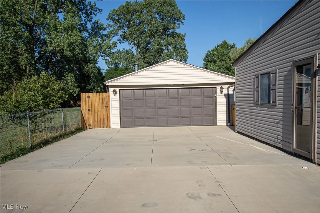 637 East Drive, Brunswick, Ohio,MLS Now Listing ID