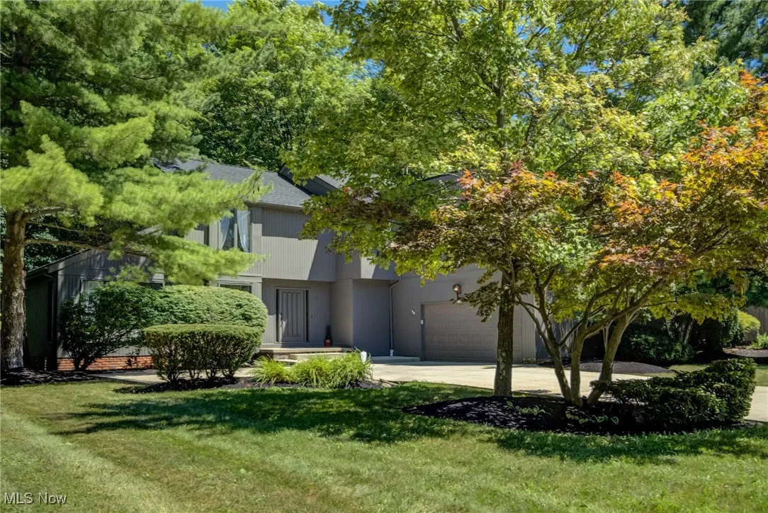 5009 Lansdowne Drive, Solon, Ohio 44139,MLS Now Listing ID