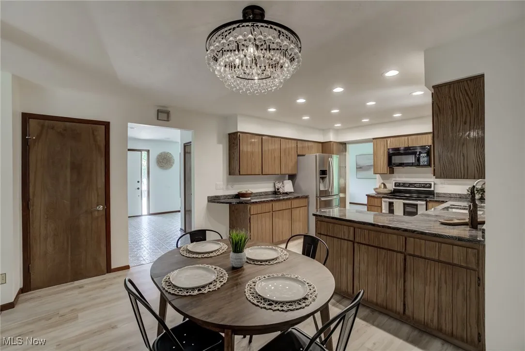 5009 Lansdowne Drive, Solon, Ohio 44139,MLS Now Listing ID