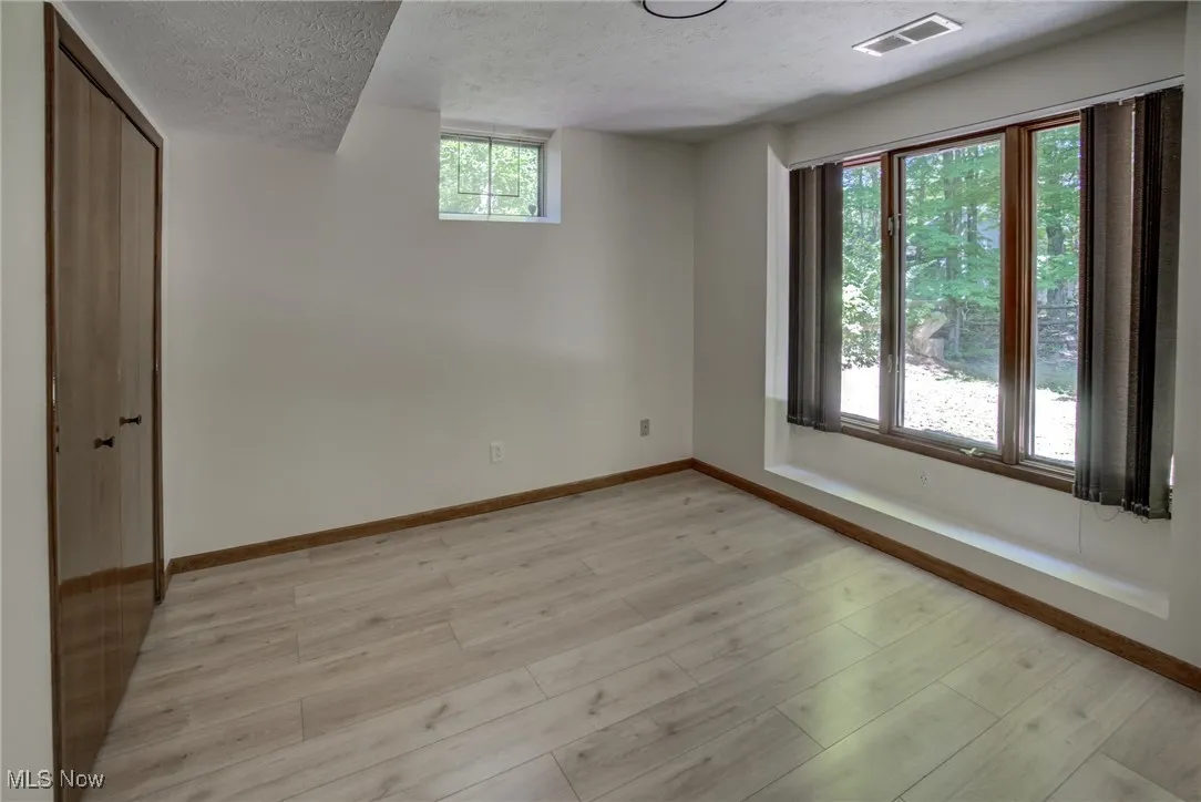 5009 Lansdowne Drive, Solon, Ohio 44139,MLS Now Listing ID