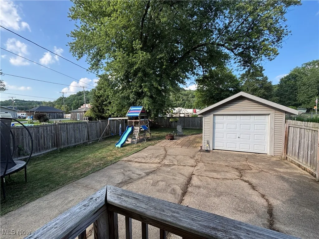 View of yard area and garage