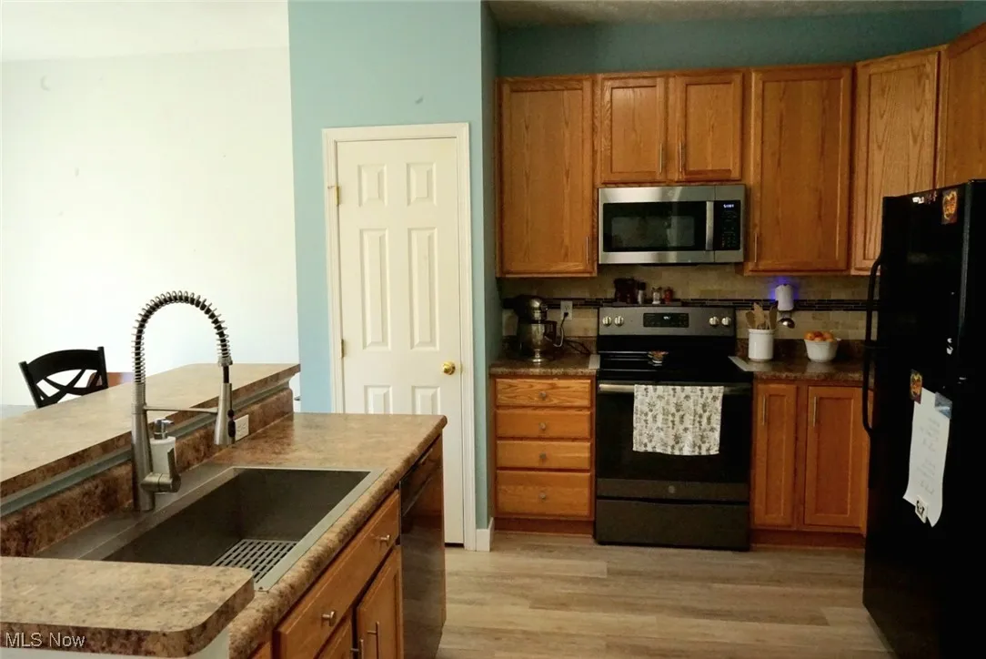 All appliances Stay.