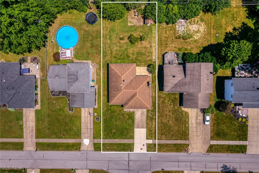 Aerial view of property's location with property parcel outlined