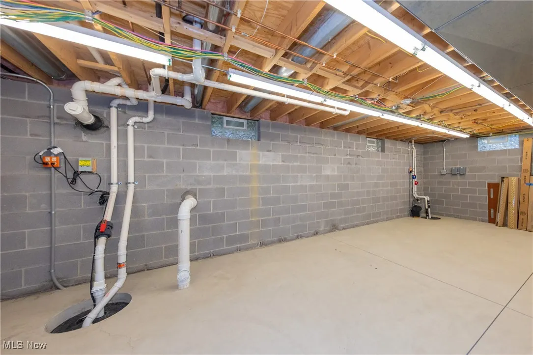 8158 Kirtland Chardon Road, Kirtland, Ohio 44094,MLS Now Listing ID