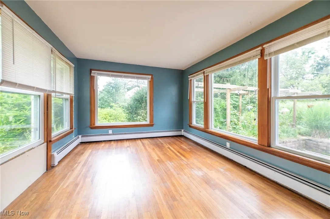 Den/office which could be a first floor bedroom