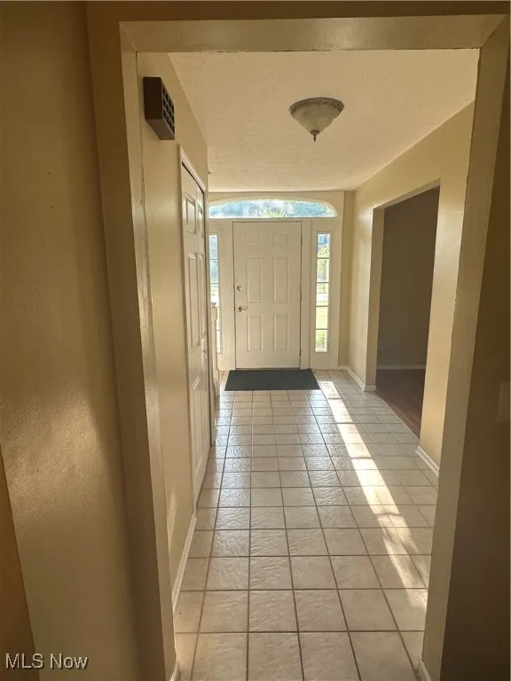 5467 Clarendon Drive, Solon, Ohio,MLS Now Listing ID