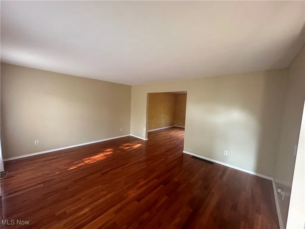 5467 Clarendon Drive, Solon, Ohio,MLS Now Listing ID