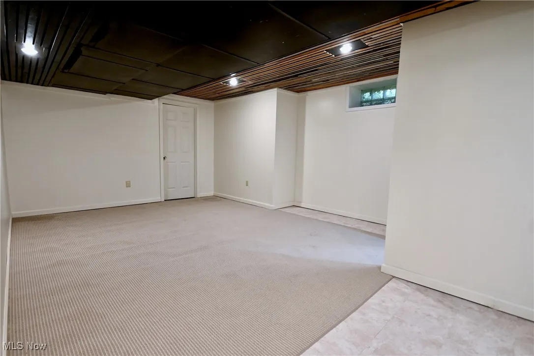 365 Sleepy Hollow Drive, Canfield, Ohio,MLS Now Listing ID