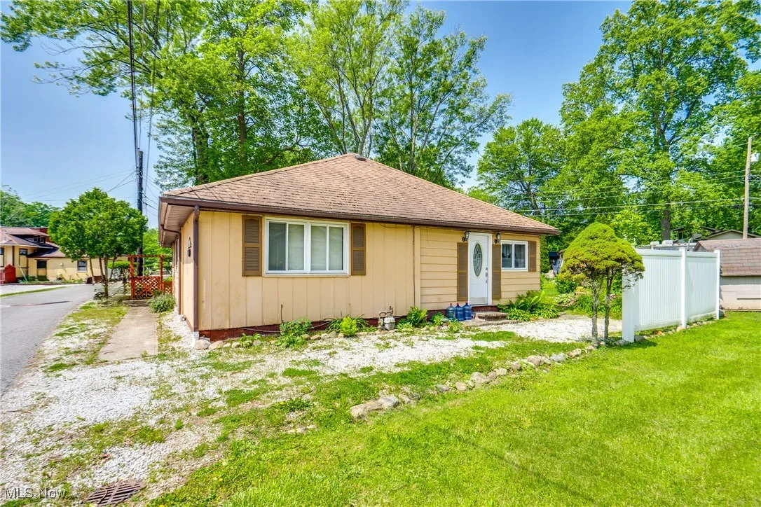 4944 Coleman Drive, Akron, Ohio,MLS Now Listing ID