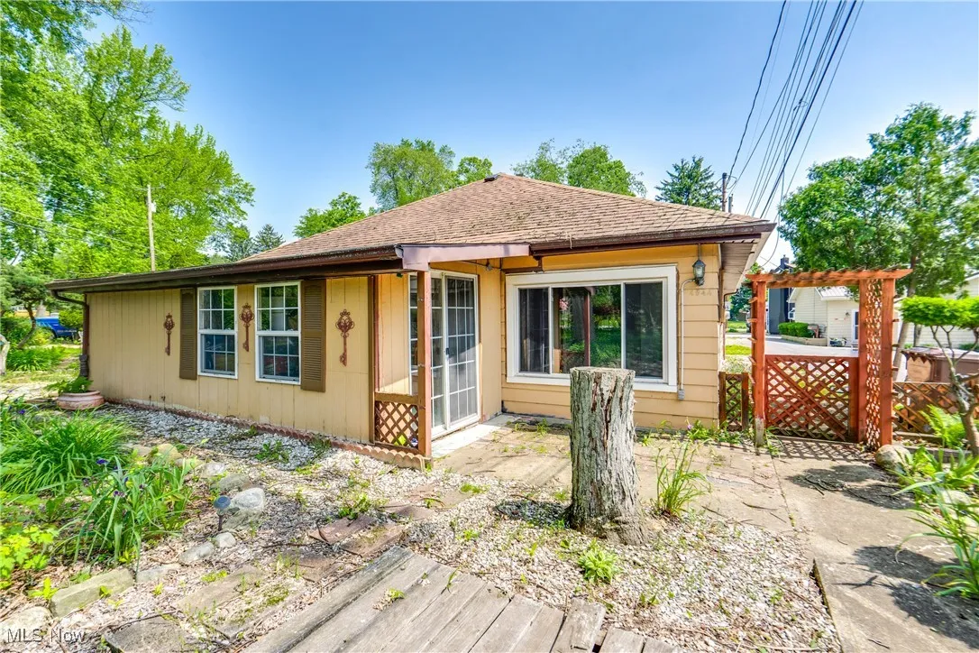 4944 Coleman Drive, Akron, Ohio,MLS Now Listing ID