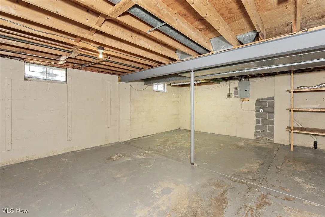 Basement - great for all of your storage needs