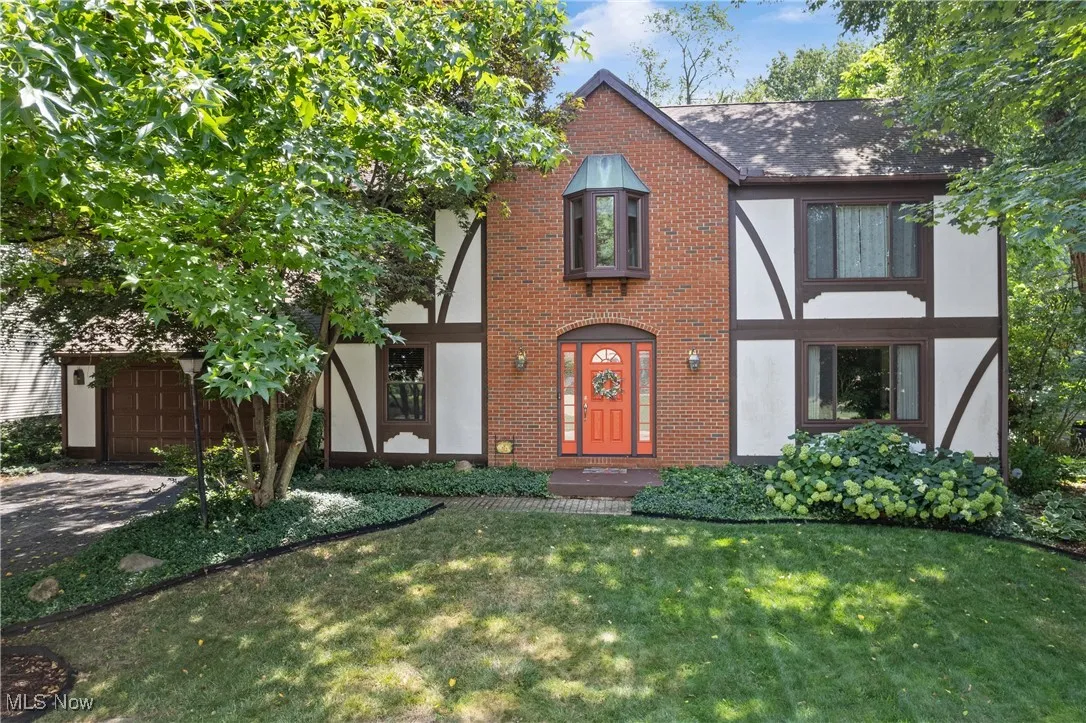 7840 Newgate Avenue, North Canton, Ohio,MLS Now Listing ID